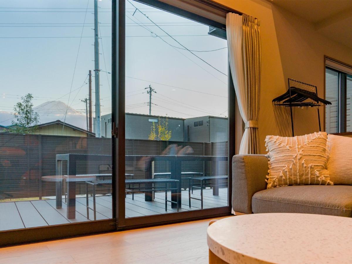 Rakuten Stay Fuji Kawaguchiko Station - Japanese Modern Villa Mt Fuji View 105 فوجيكاواجوتشيكو المظهر الخارجي الصورة